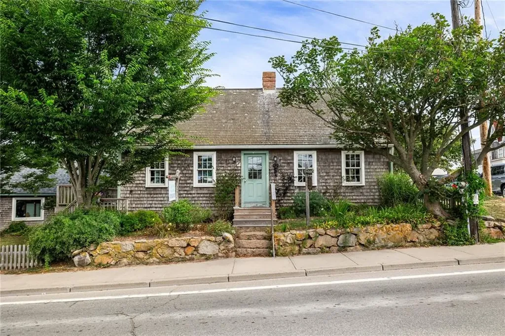 442 Dodge Street Block Island RI 02807