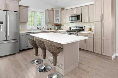 180 South Road East Greenwich RI 02818