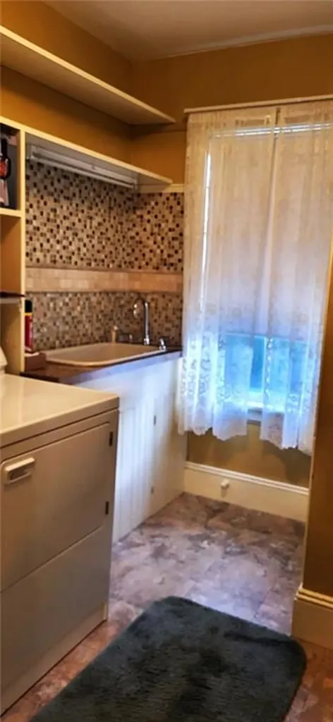 15 Lincoln Avenue Coventry RI 02816