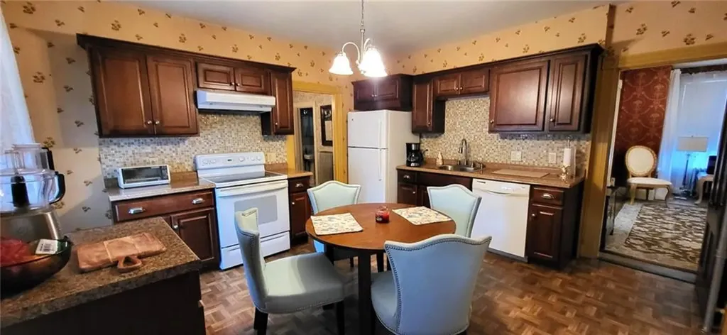 15 Lincoln Avenue Coventry RI 02816