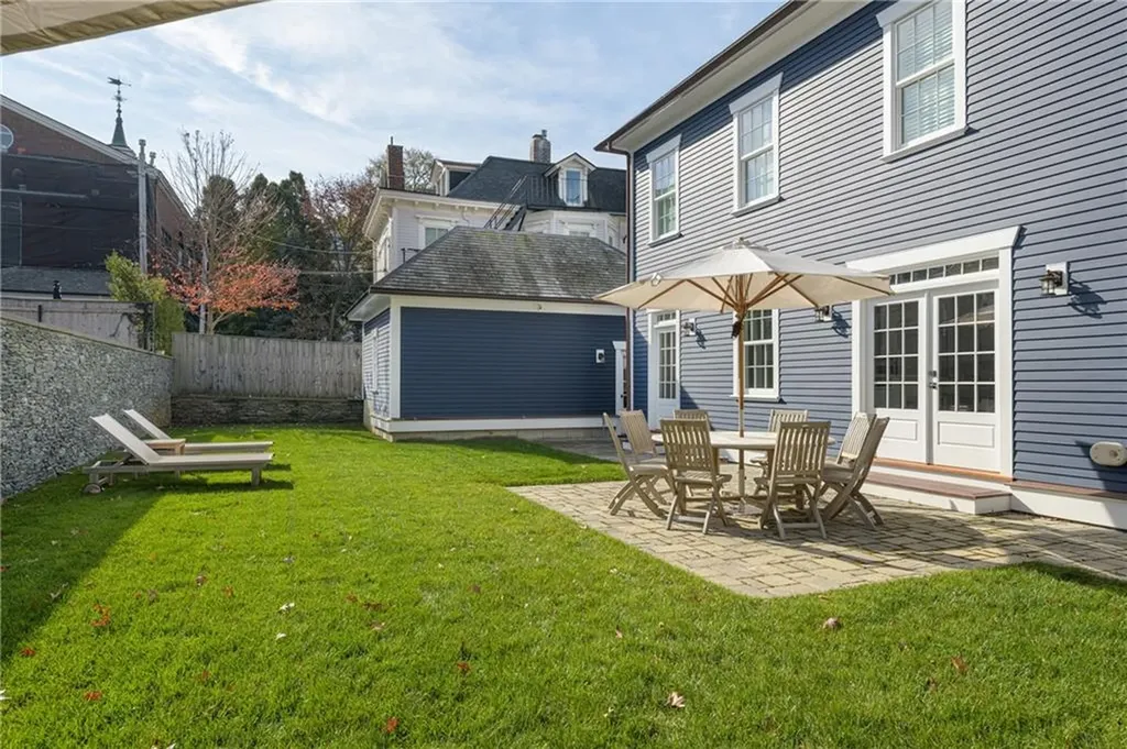 24 School Street Newport RI 02840
