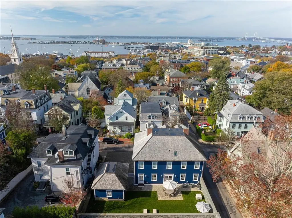 24 School Street Newport RI 02840