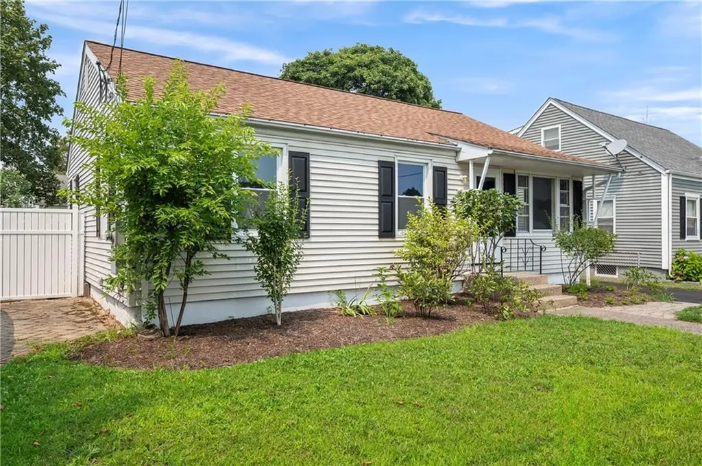 30 Stanley Street Pawtucket RI 02861