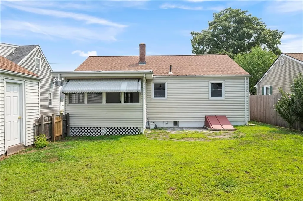 30 Stanley Street Pawtucket RI 02861