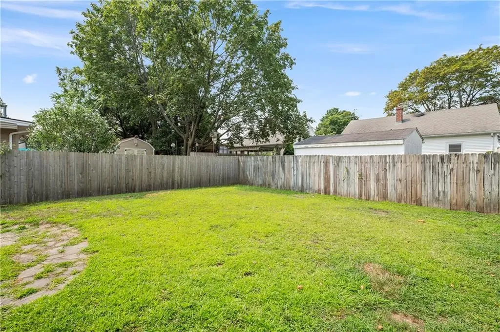 30 Stanley Street Pawtucket RI 02861