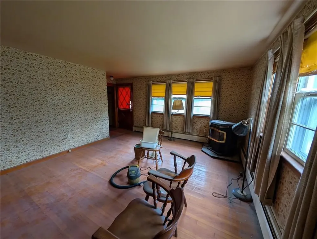 28 A North Road Foster RI 02825