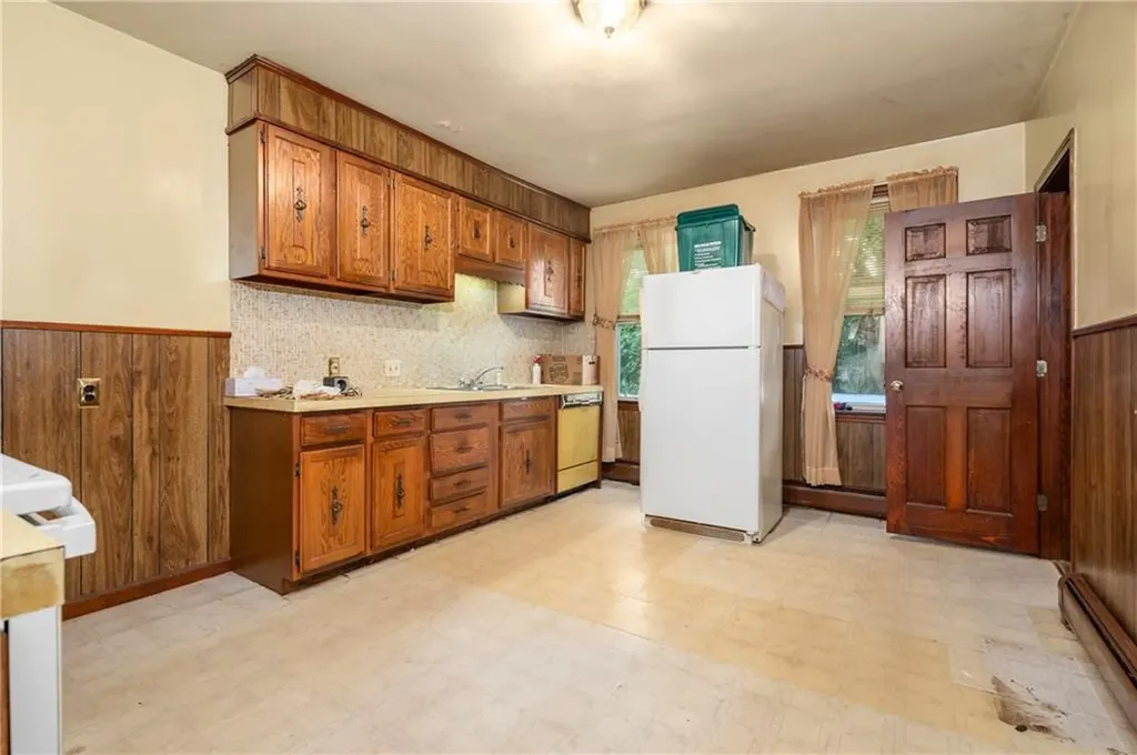 37 39 Main Street Cumberland RI 02864
