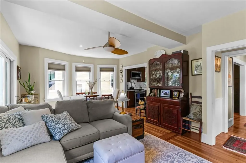 621 Hope Street Providence RI 02906