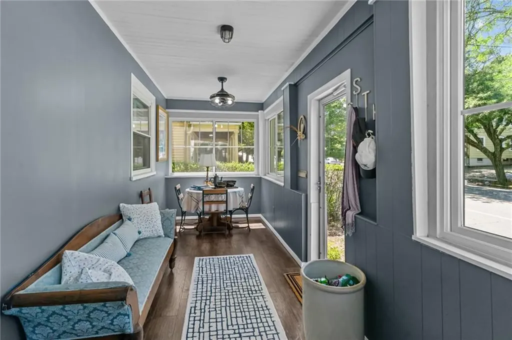 621 Hope Street Providence RI 02906