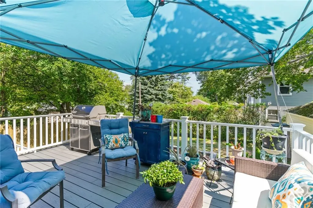 621 Hope Street Providence RI 02906
