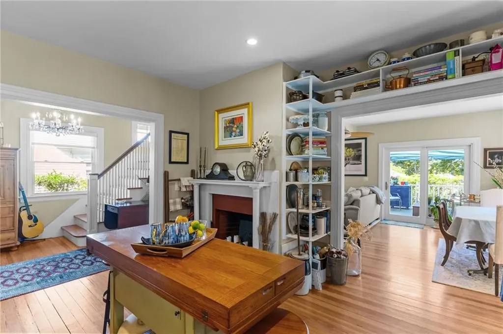 621 Hope Street Providence RI 02906