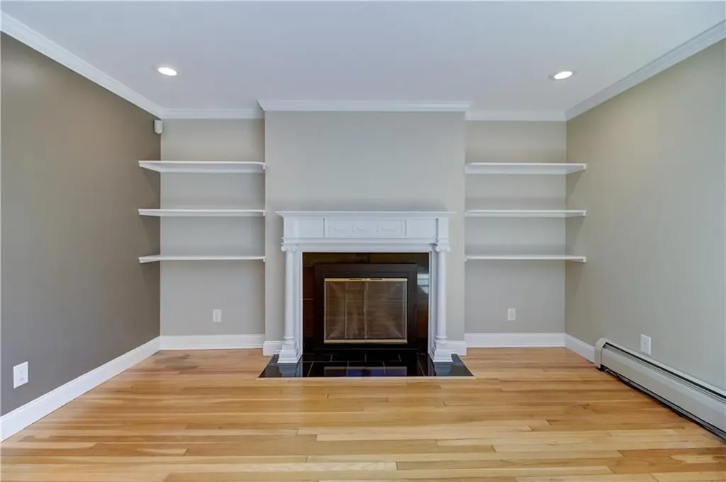 6 Pine Lane Johnston RI 02919