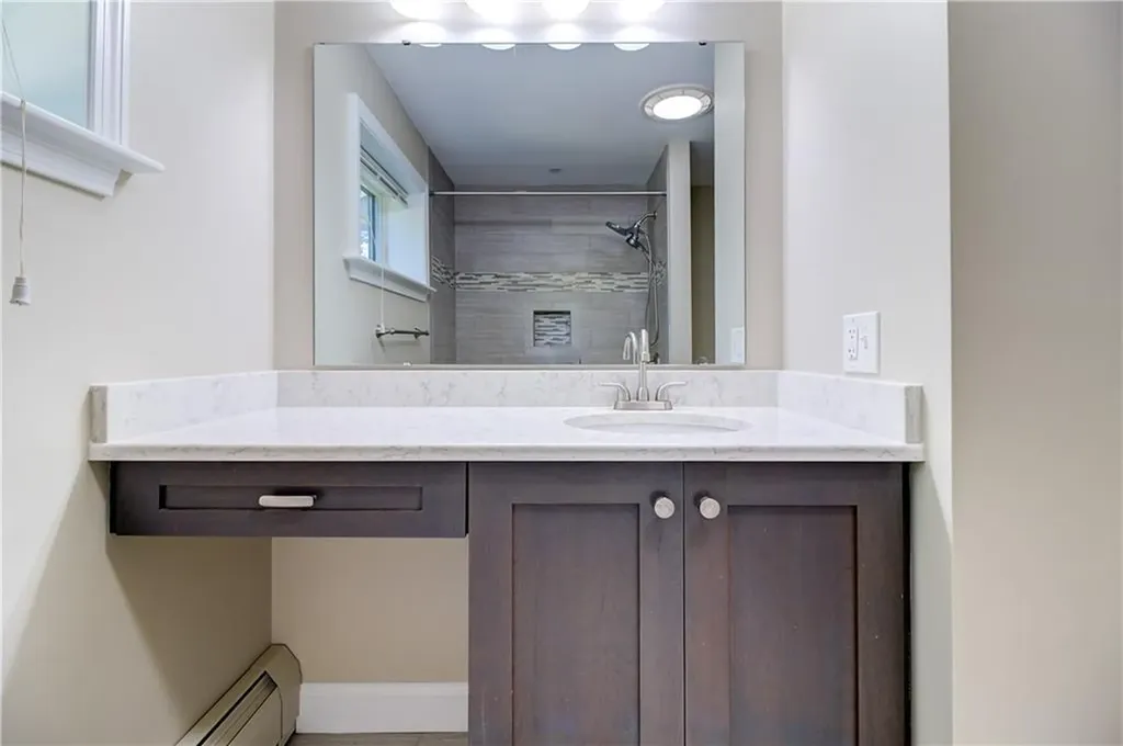 6 Pine Lane Johnston RI 02919