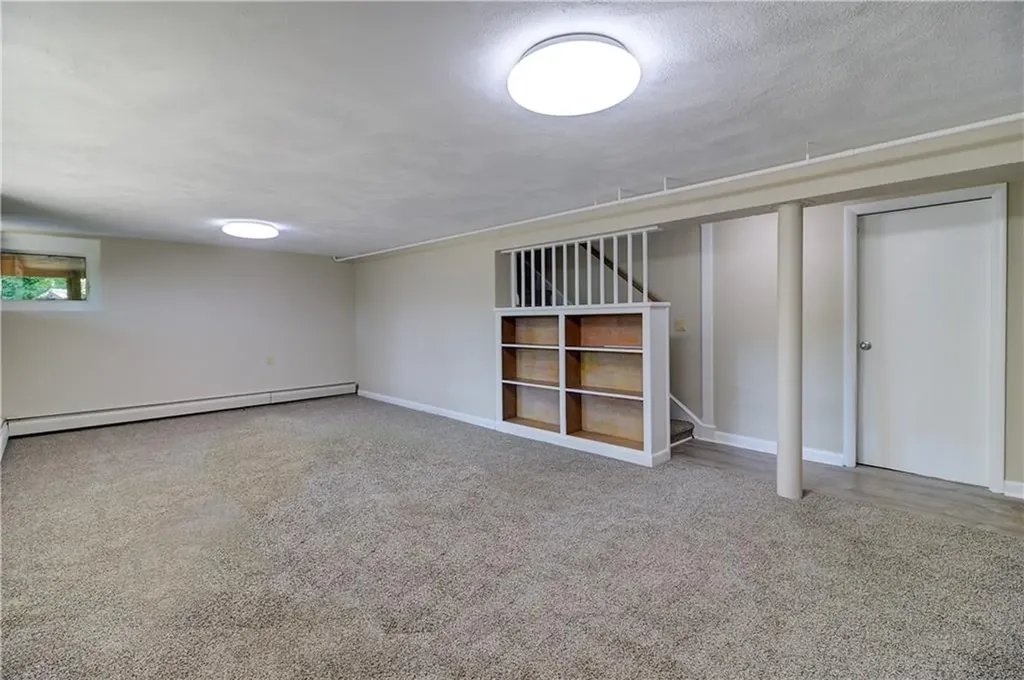 6 Pine Lane Johnston RI 02919