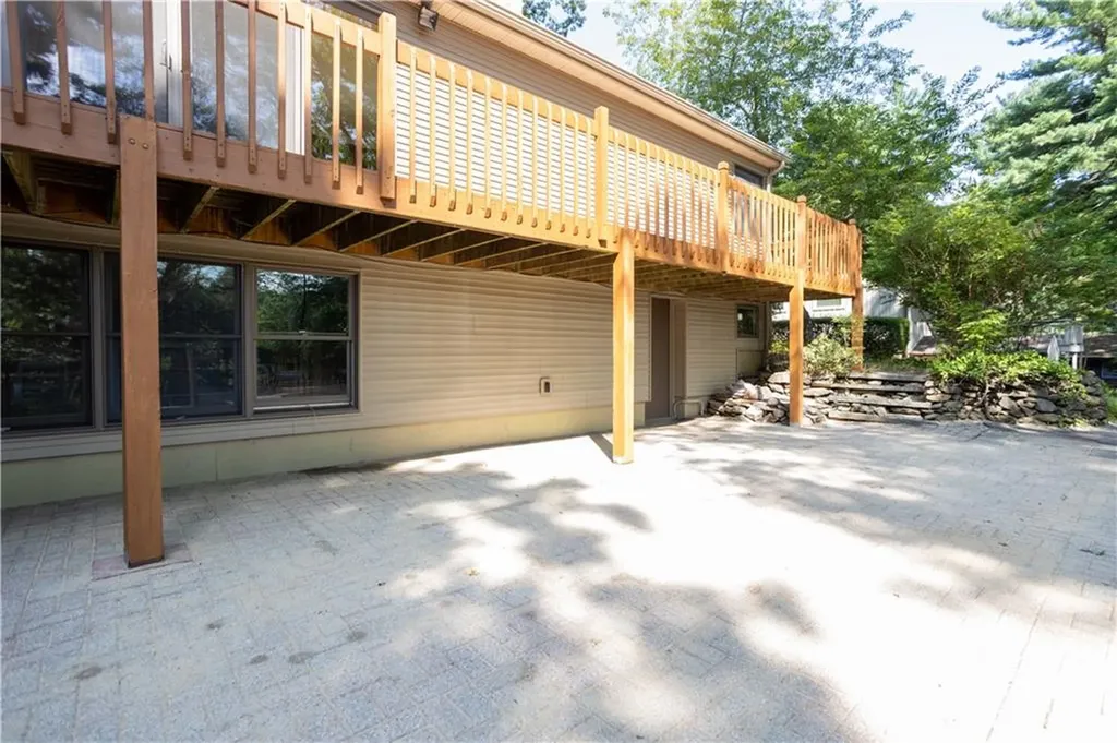 6 Pine Lane Johnston RI 02919