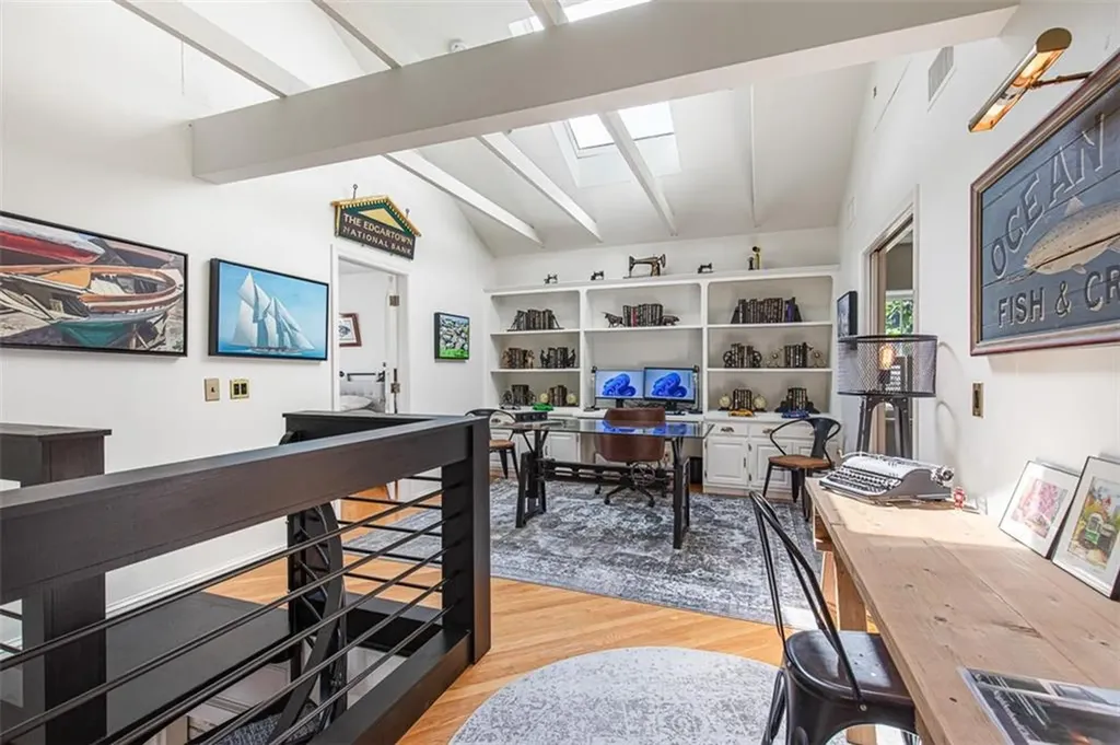 27 Young Orchard Avenue Providence RI 02906