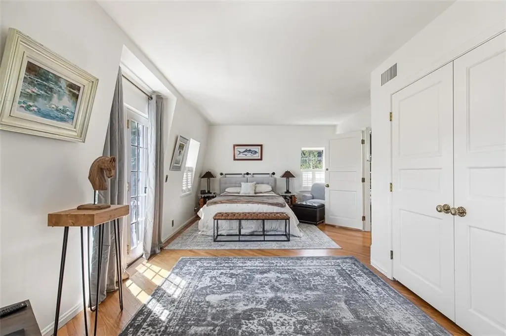 27 Young Orchard Avenue Providence RI 02906