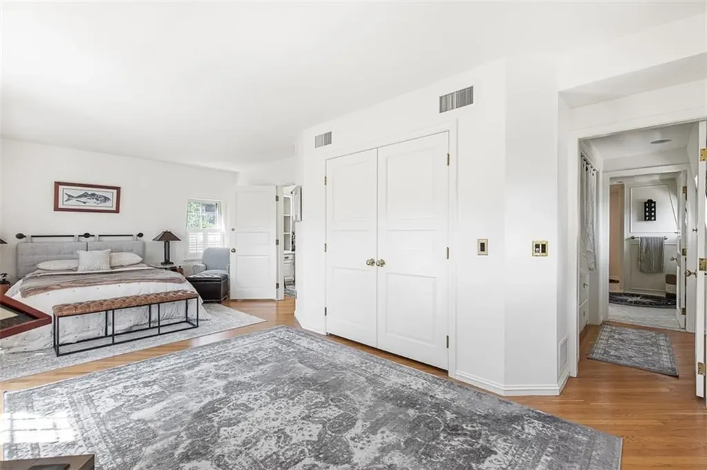 27 Young Orchard Avenue Providence RI 02906
