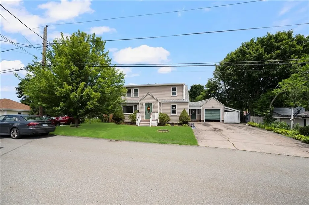 48 Piedmont Street Woonsocket RI 02895