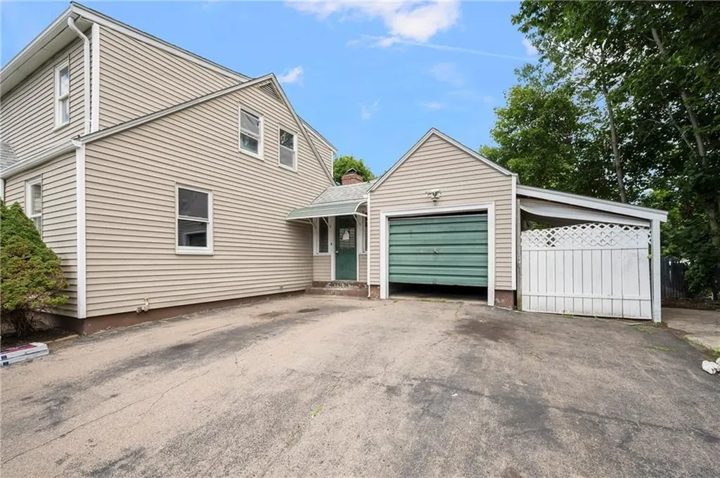 48 Piedmont Street Woonsocket RI 02895