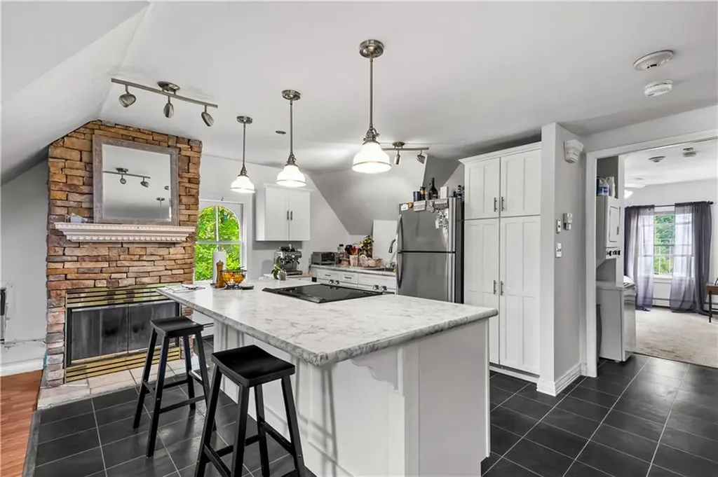 426 Blackstone Street Woonsocket RI 02895
