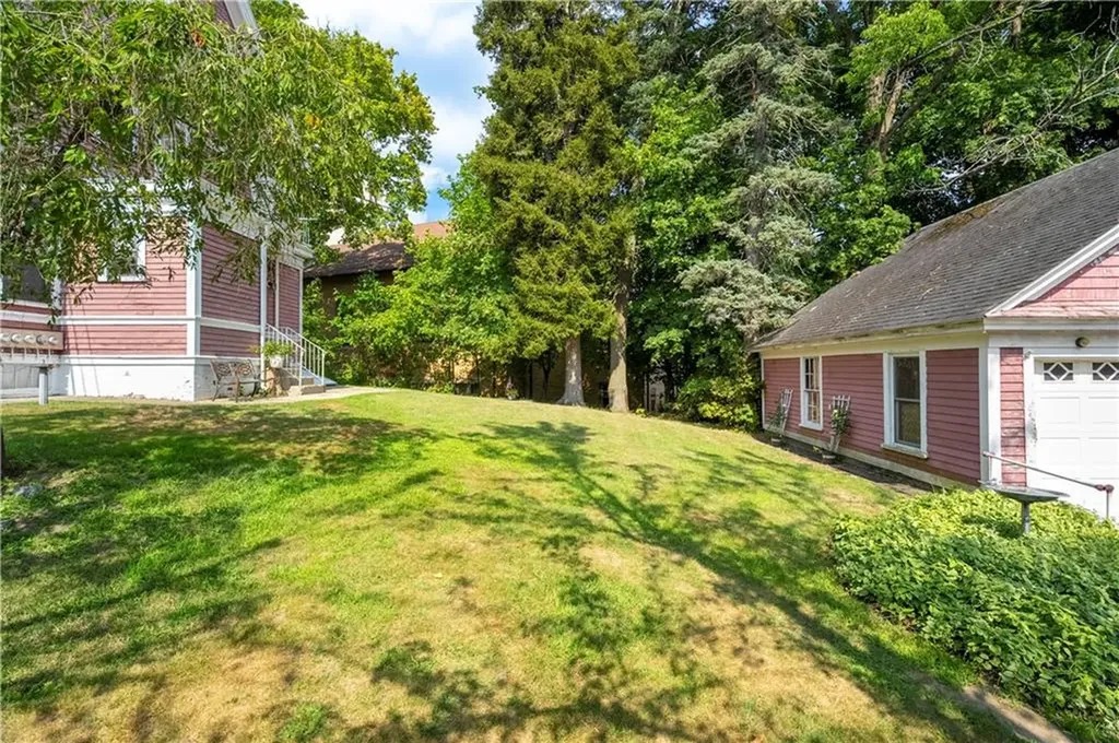 426 Blackstone Street Woonsocket RI 02895