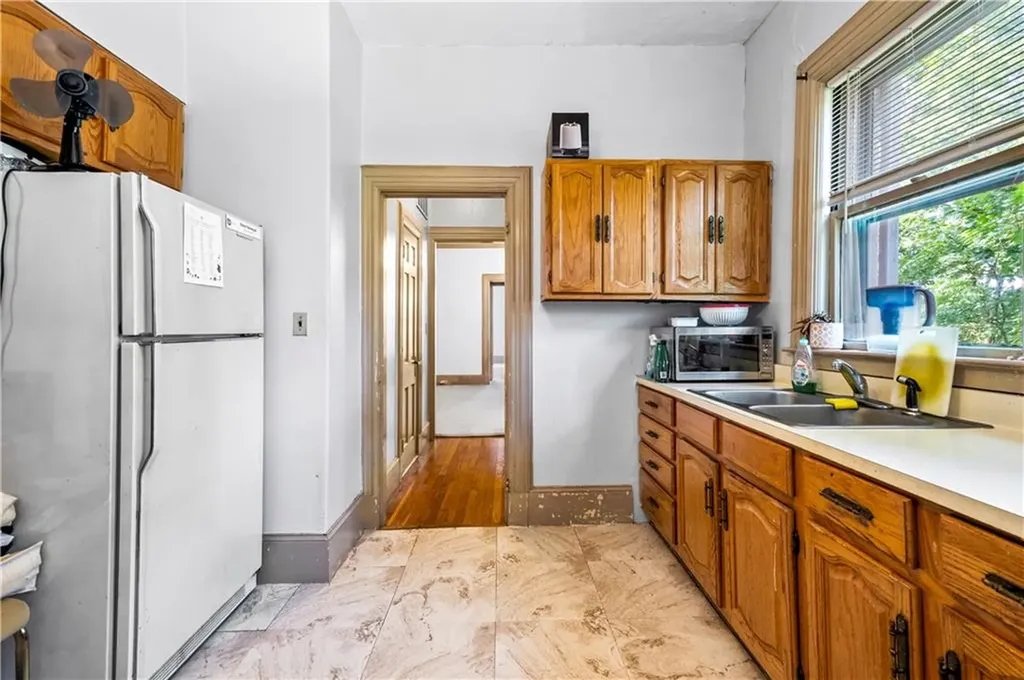 426 Blackstone Street Woonsocket RI 02895
