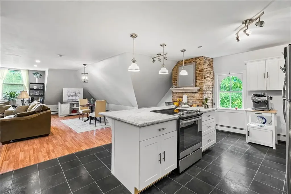 426 Blackstone Street Woonsocket RI 02895