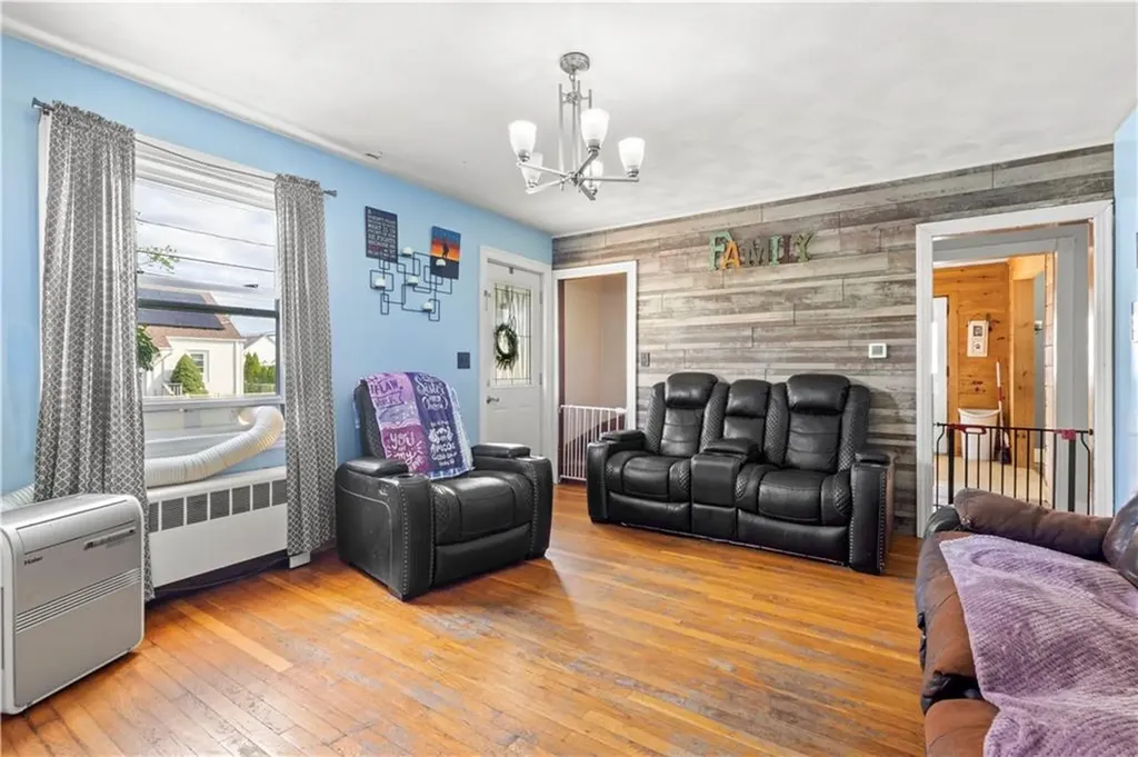 15 Archer Street Pawtucket RI 02861