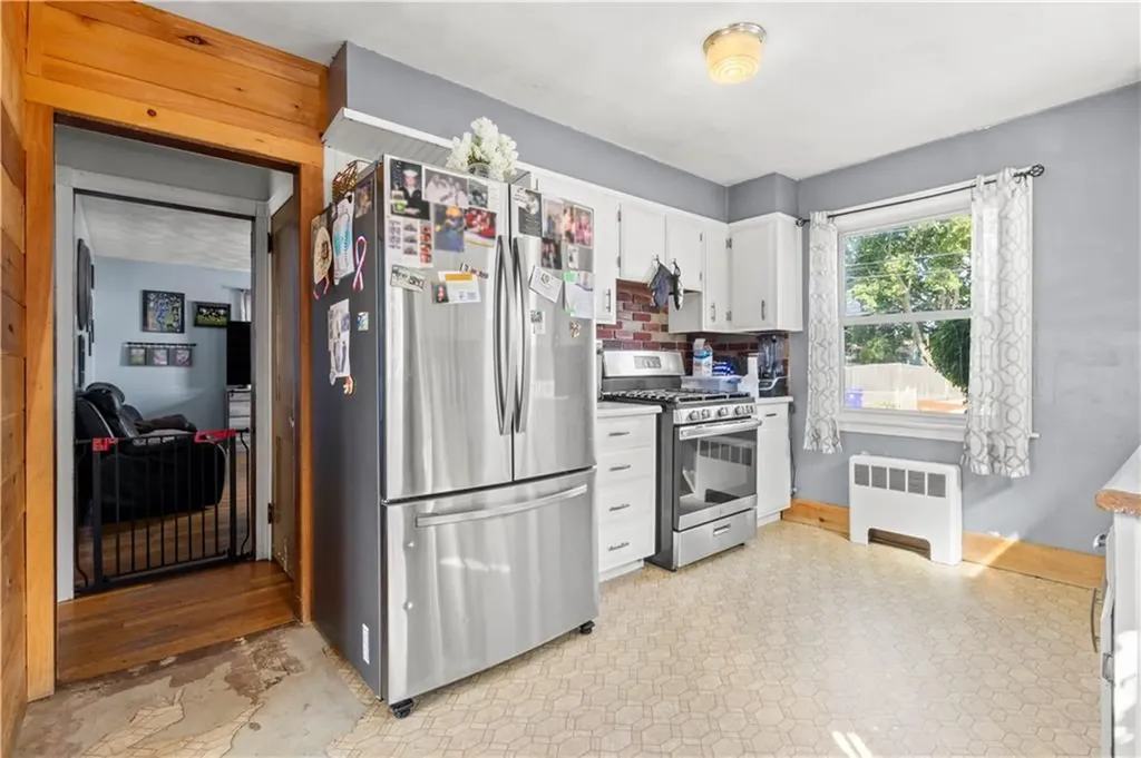 15 Archer Street Pawtucket RI 02861
