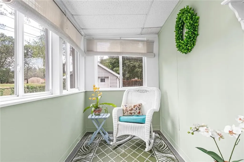 145 Spooner Avenue Warwick RI 02886