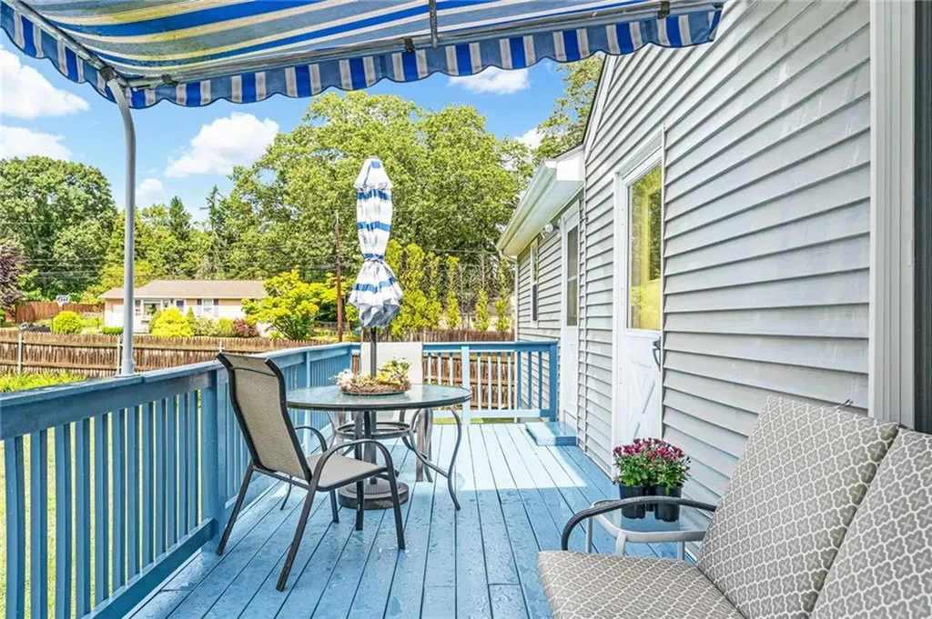 145 Spooner Avenue Warwick RI 02886