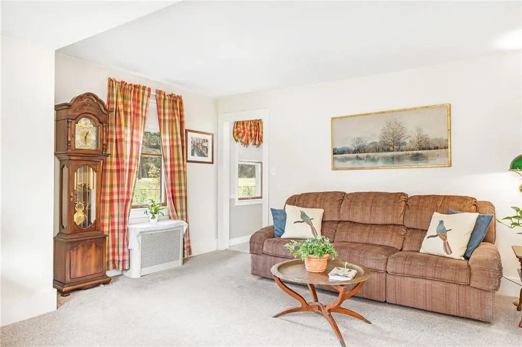 145 Spooner Avenue Warwick RI 02886