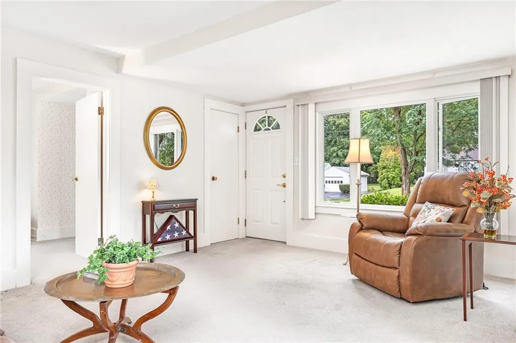 145 Spooner Avenue Warwick RI 02886