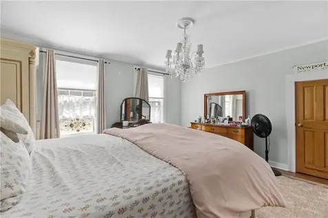 62 Dixon Street Newport RI 02840