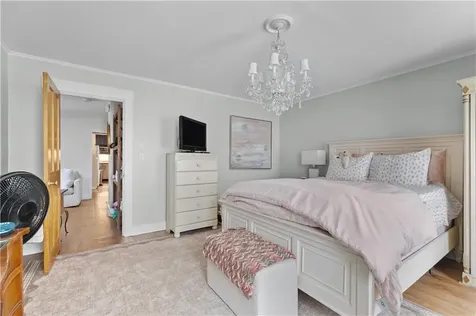 62 Dixon Street Newport RI 02840