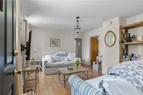 62 Dixon Street Newport RI 02840