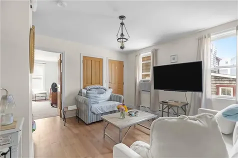 62 Dixon Street Newport RI 02840