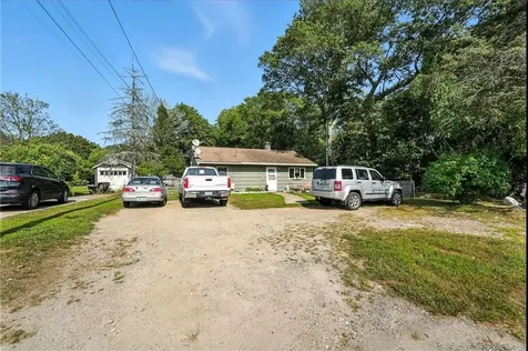 1907 A Kingstown Road South Kingstown RI 02879