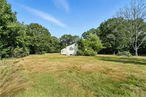1907 A Kingstown Road South Kingstown RI 02879