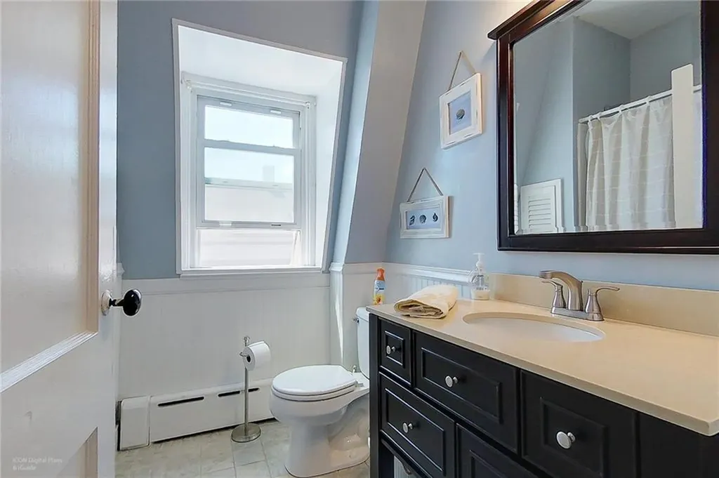 36 Dixon Street Newport RI 02840