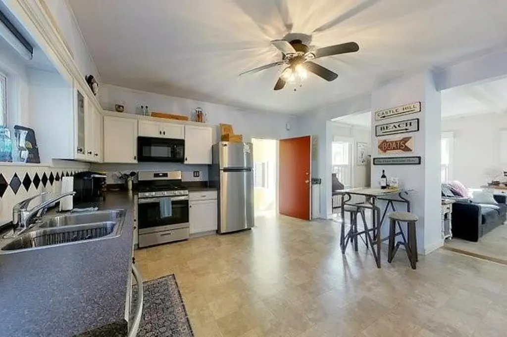 36 Dixon Street Newport RI 02840