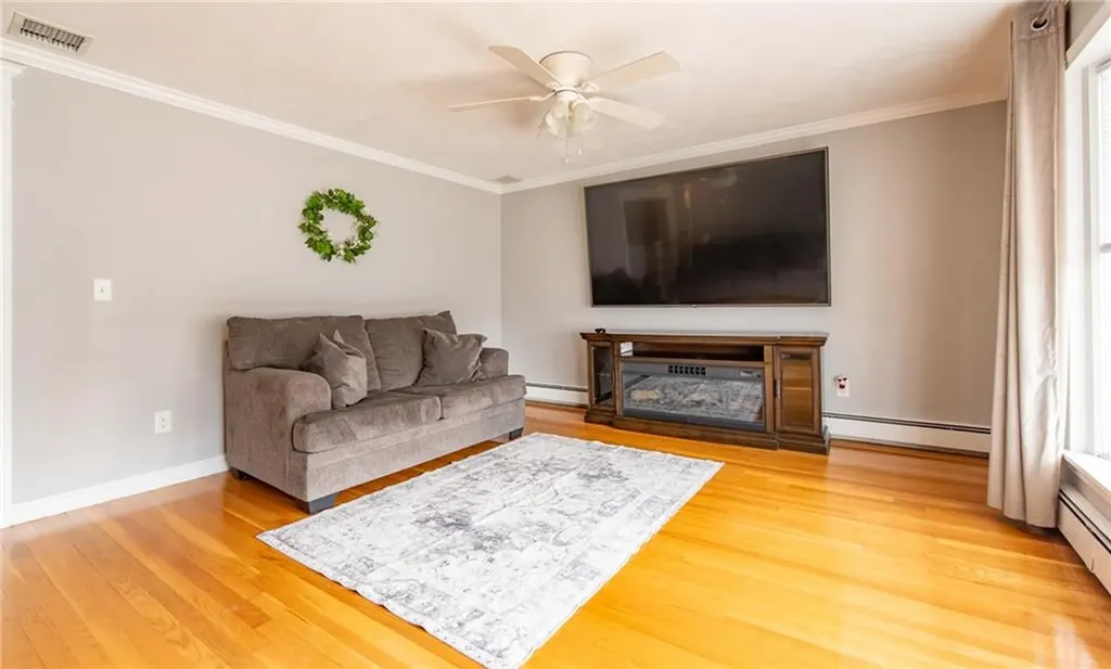 14 Wenscott Lane North Providence RI 02904