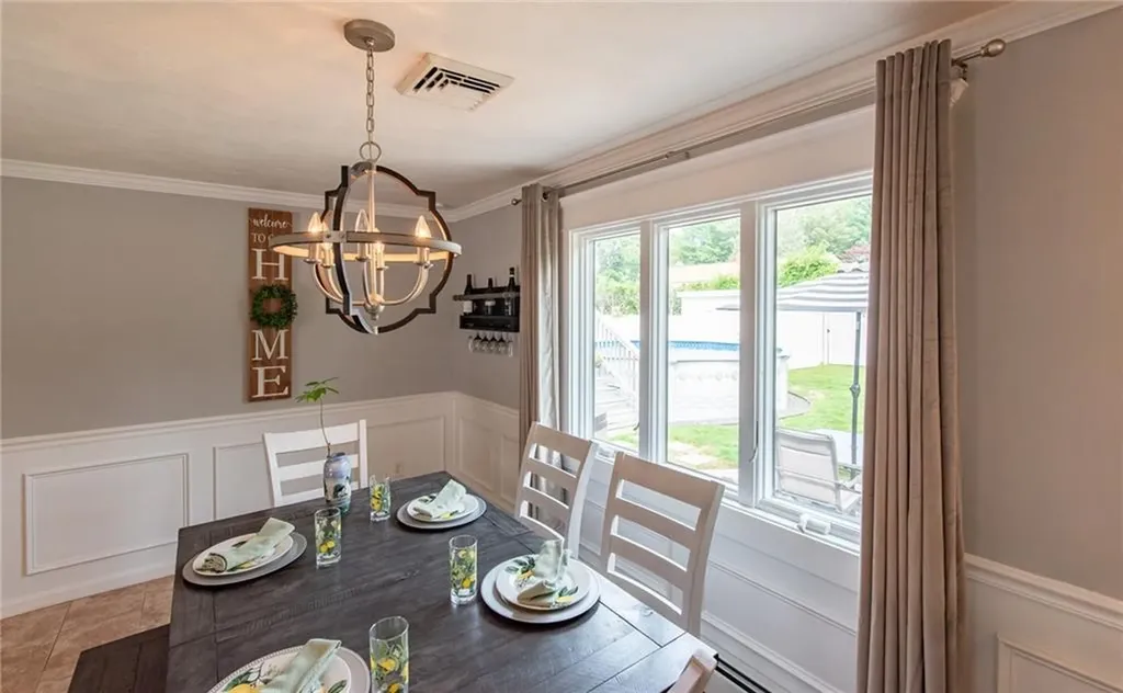 14 Wenscott Lane North Providence RI 02904