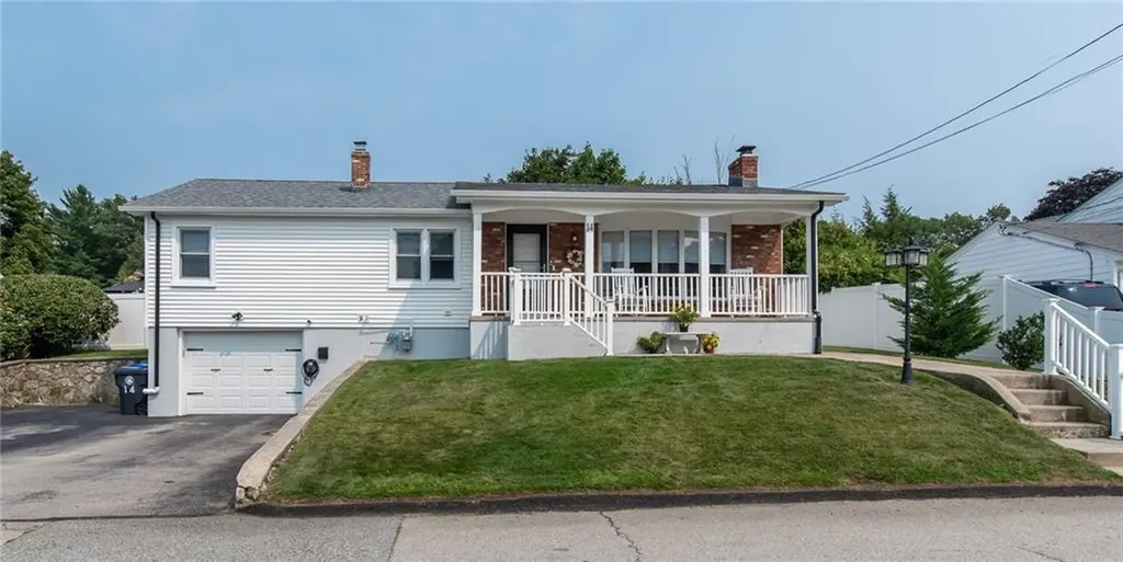 14 Wenscott Lane North Providence RI 02904