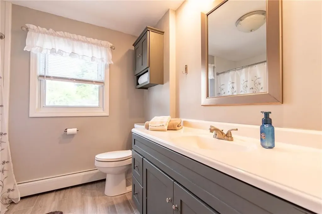 14 Wenscott Lane North Providence RI 02904