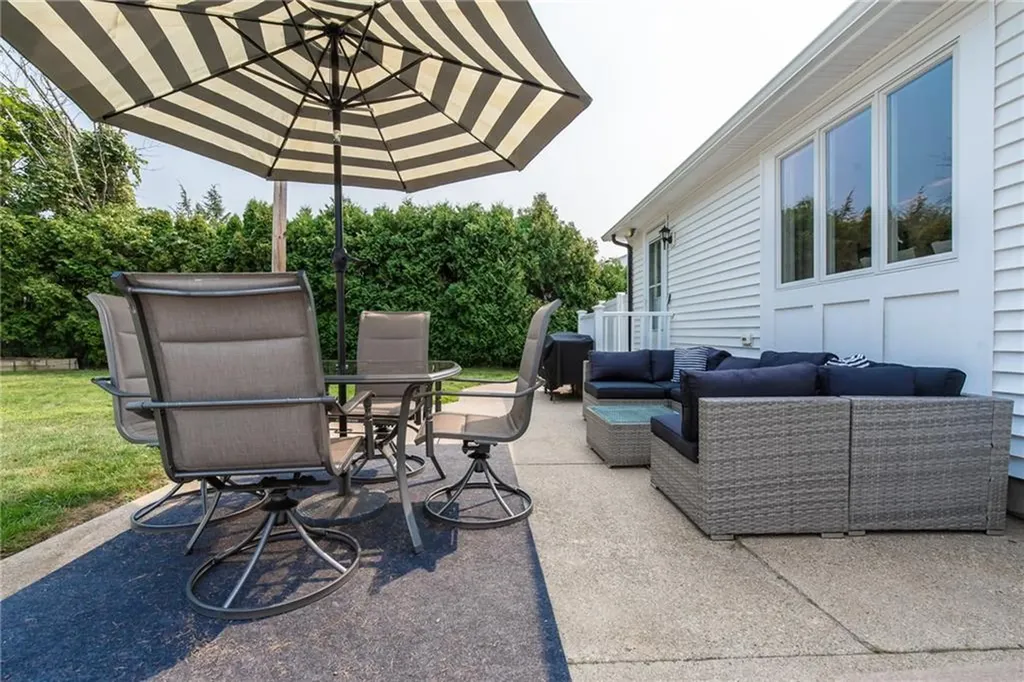 14 Wenscott Lane North Providence RI 02904