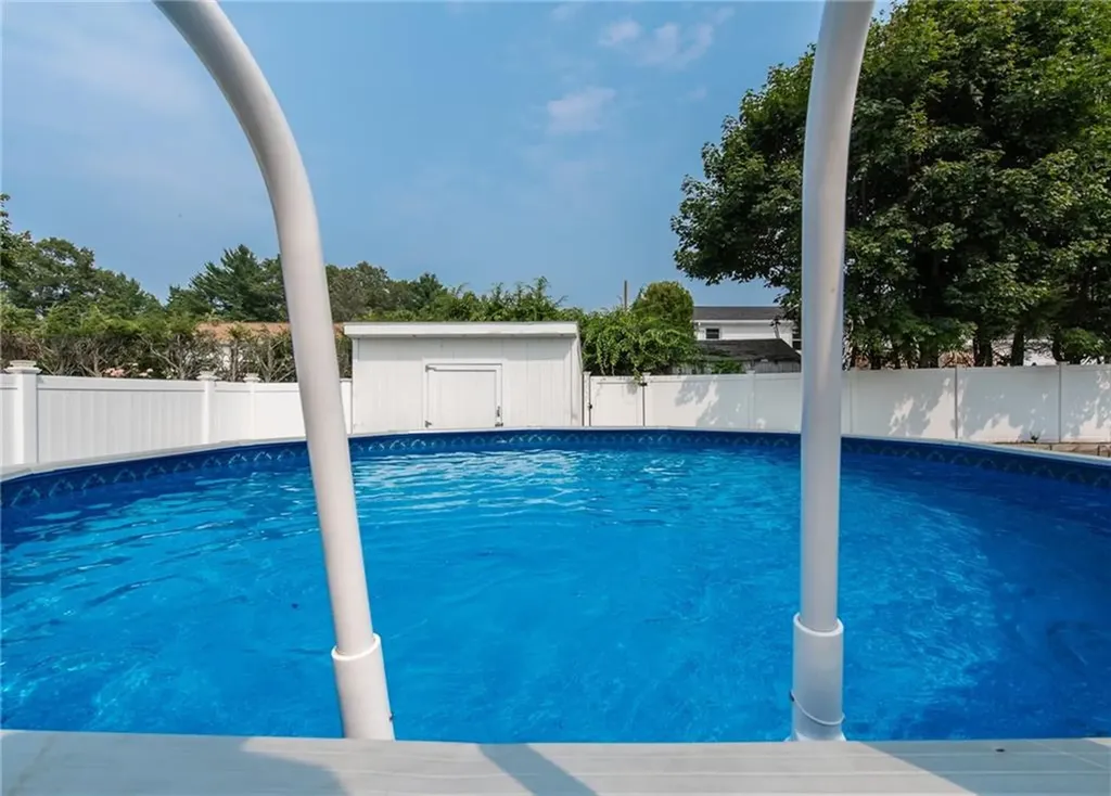 14 Wenscott Lane North Providence RI 02904