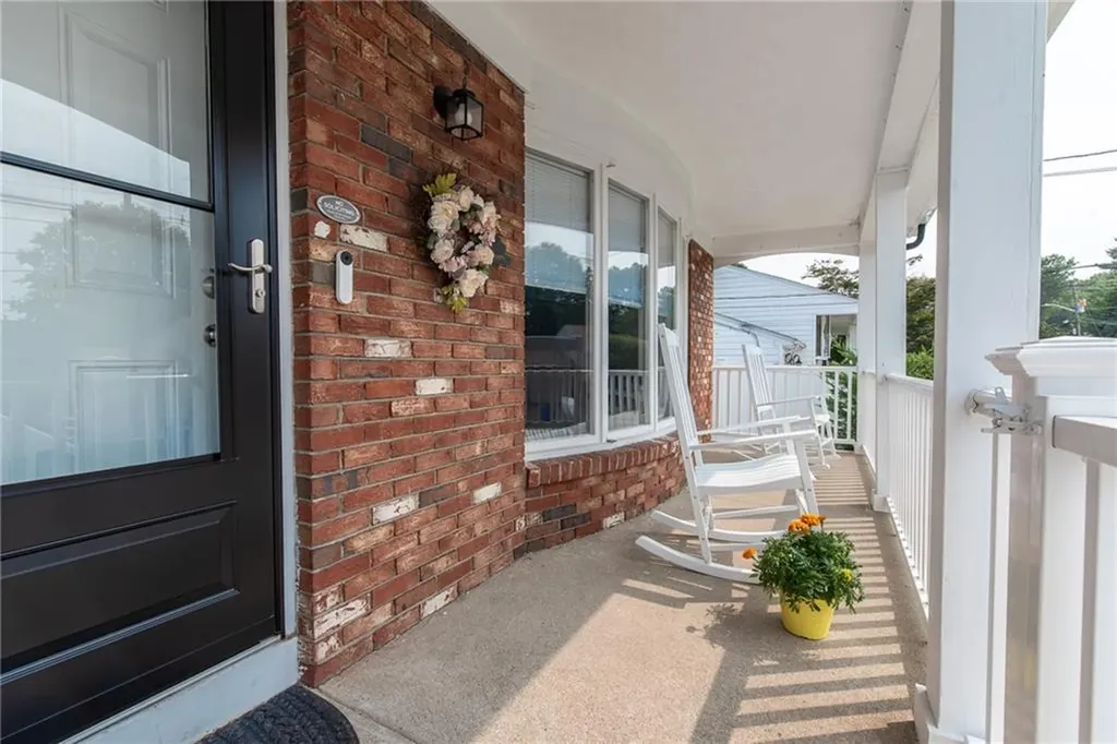14 Wenscott Lane North Providence RI 02904