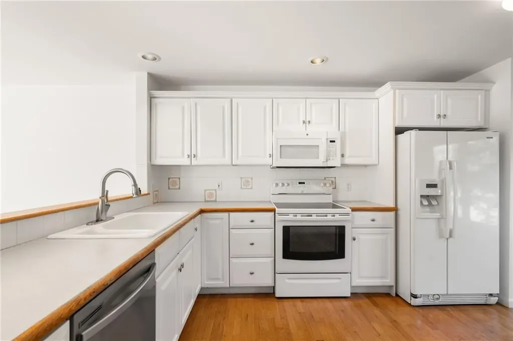 2 Blindbrook Drive Narragansett RI 02882
